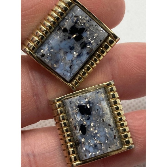 Vintage Gold Tone Confetti Cuff Links - Picture 2 of 3